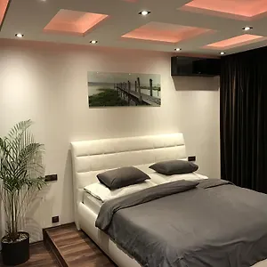 Lupacova Apartment Prag